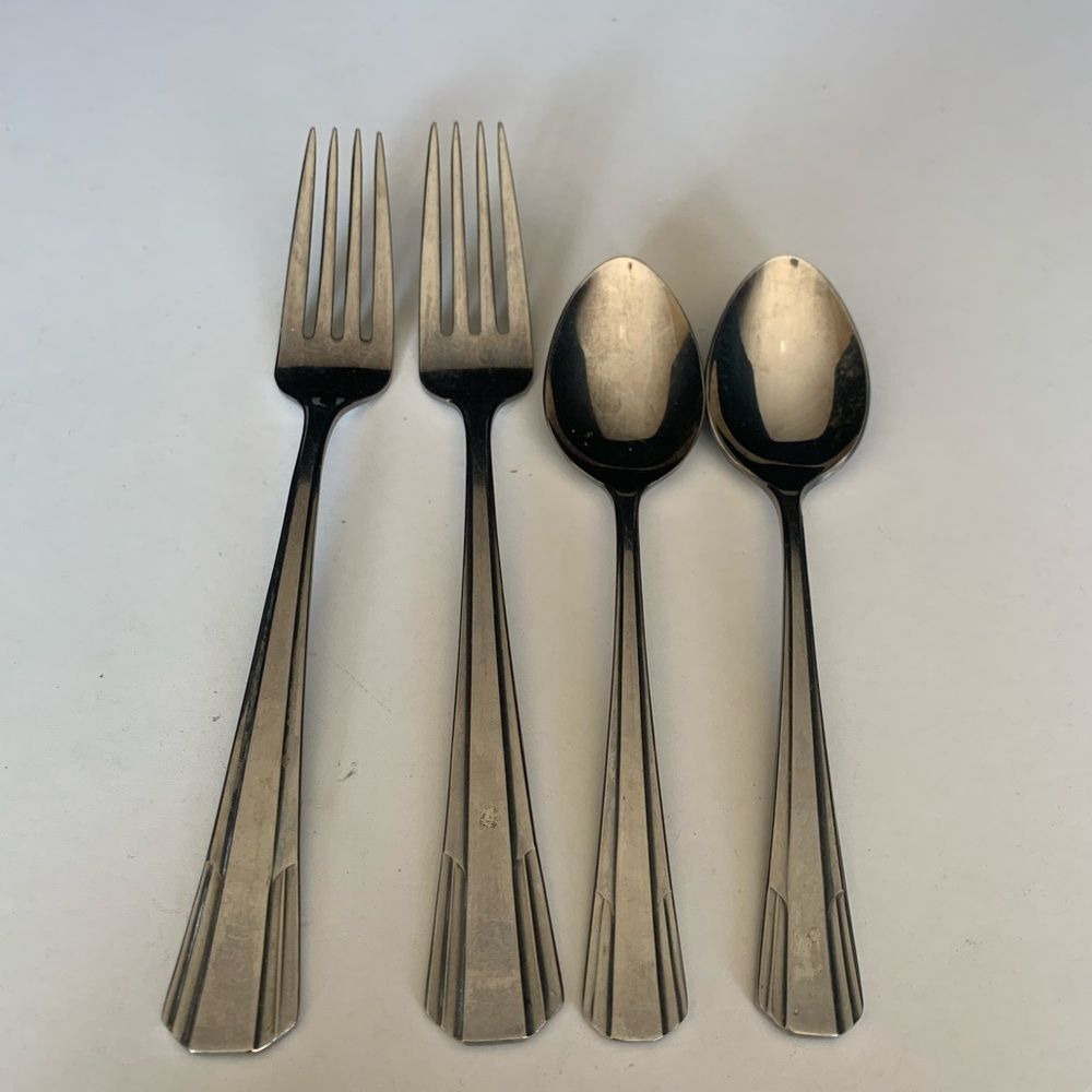 Reed & Barton Dinner Forks and teaspoons lot - set of 4 pcs